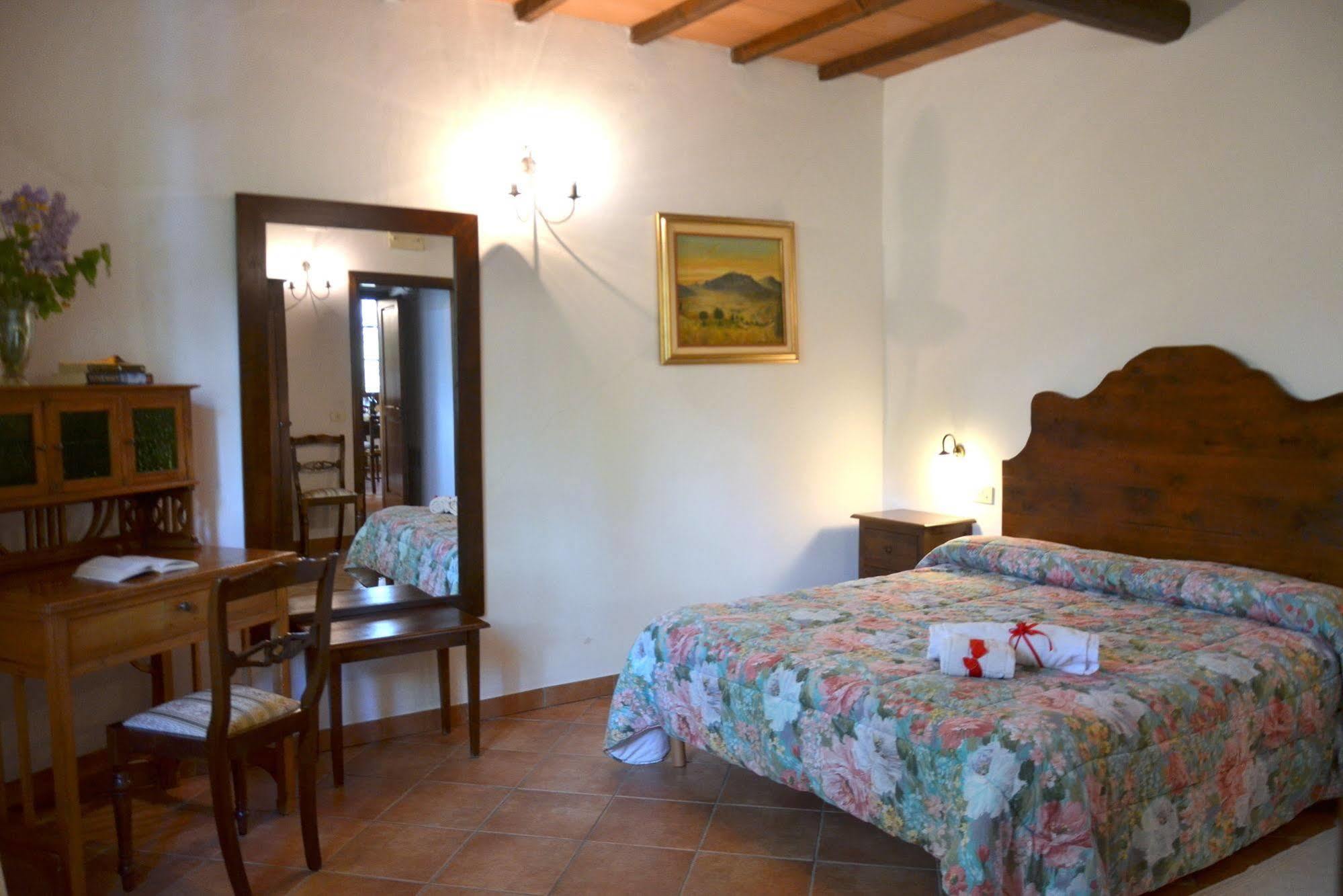 Montepulciano Stazione Agriturismo Il Casalone מראה חיצוני תמונה