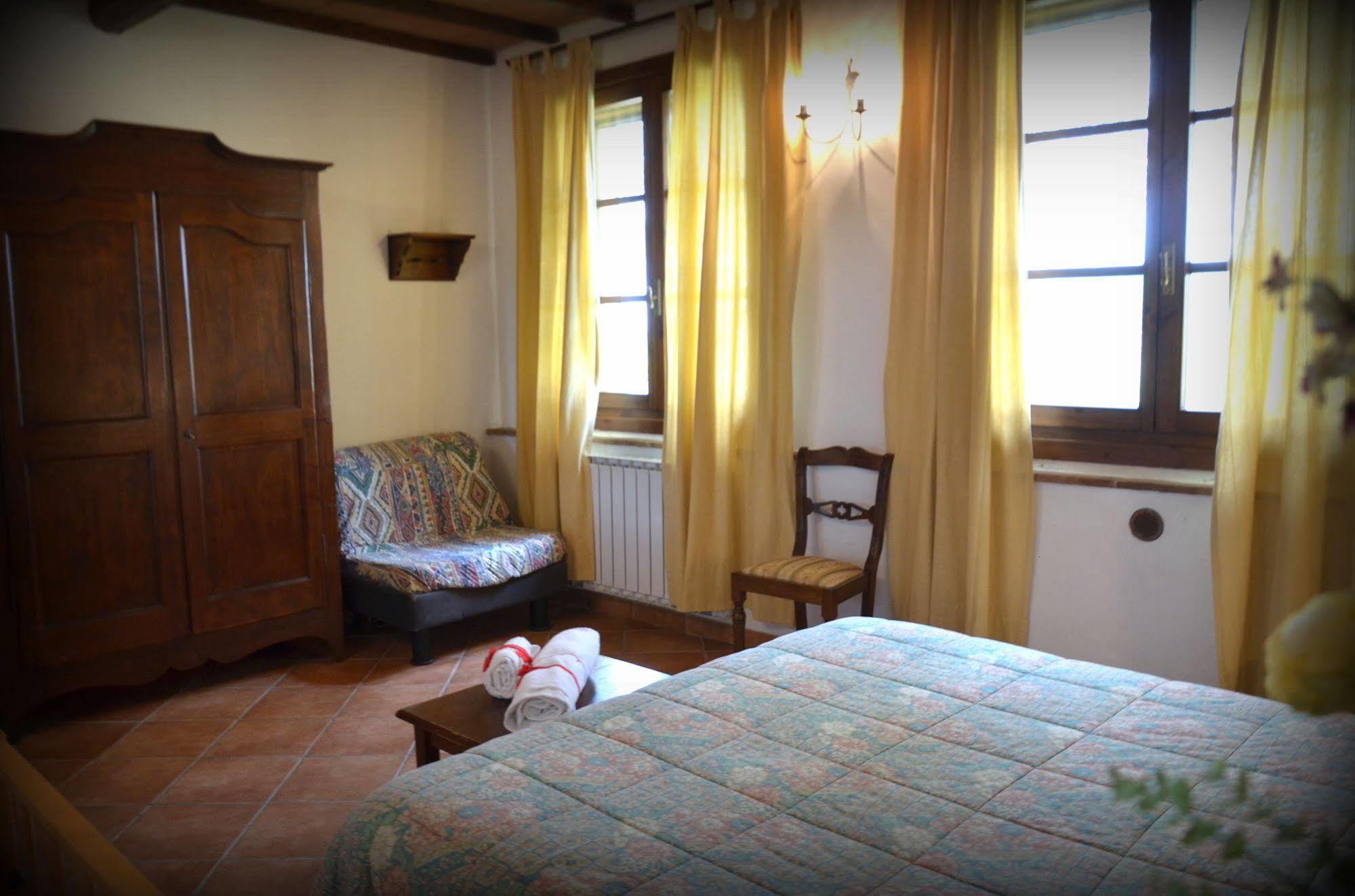 Montepulciano Stazione Agriturismo Il Casalone מראה חיצוני תמונה